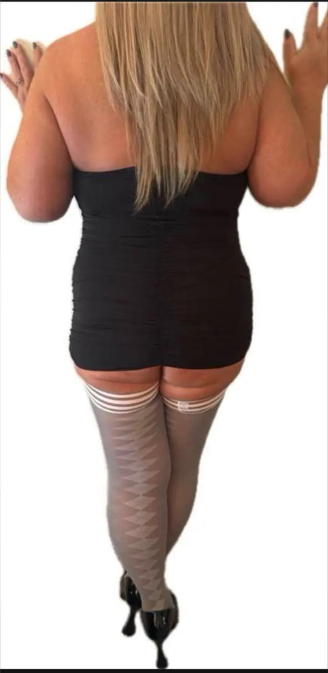 Naughtywife23