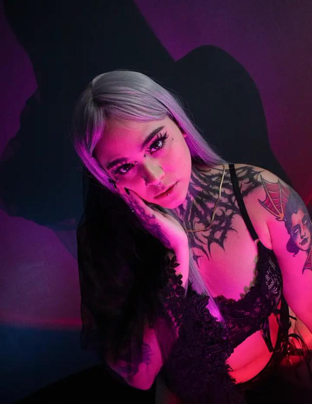 🖤Yuki🖤 your vampire girl🧛‍♀️🩸️