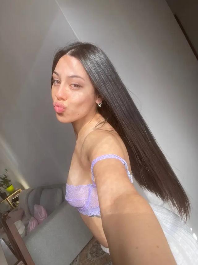 Tell me 💚 Alison