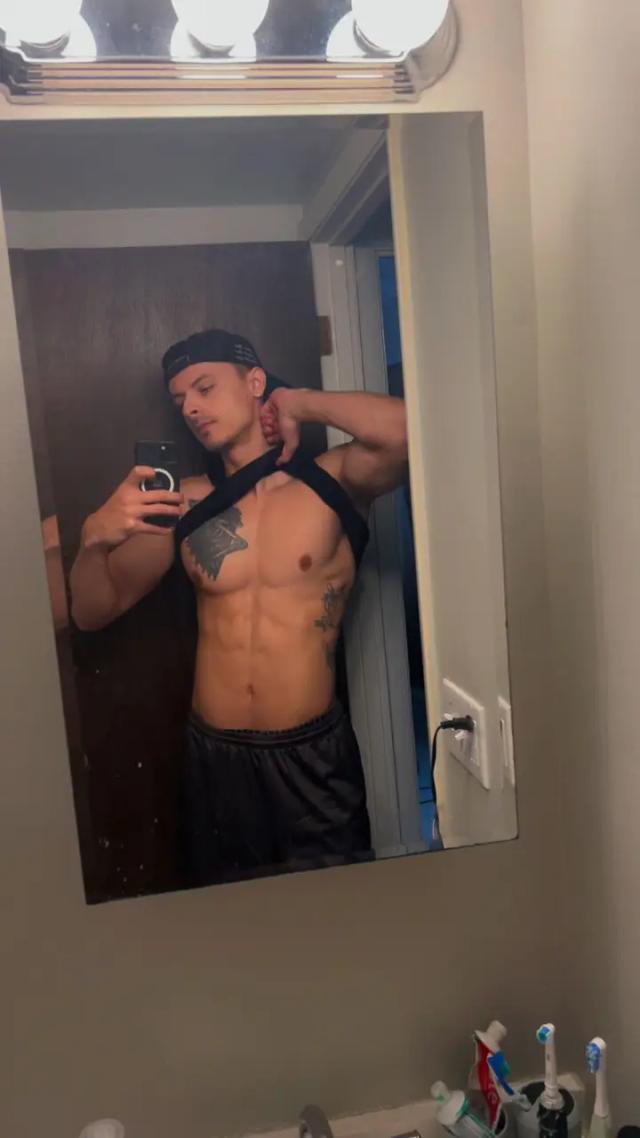 Tommy Strokes