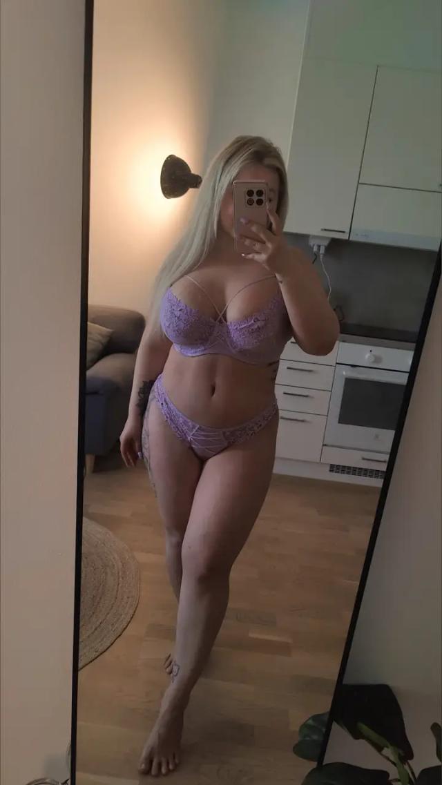 Curvyanna
