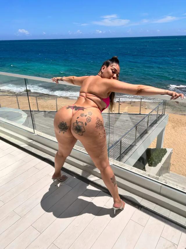 Latina Cougar
