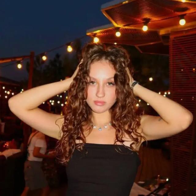 Alexa Vale