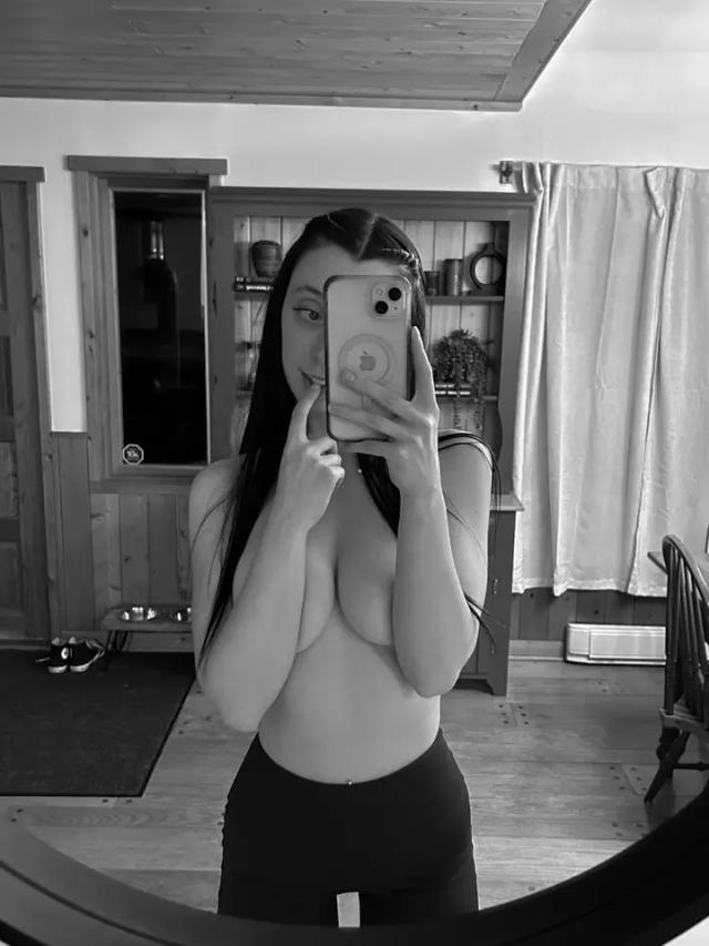 Naked Princess