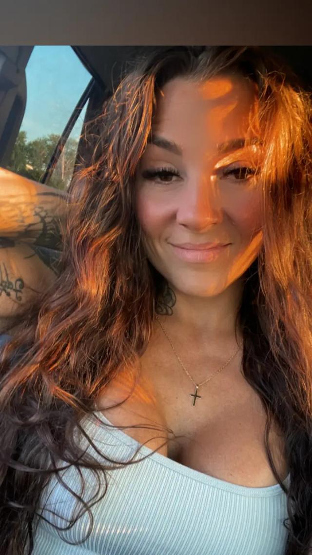 Dominique*