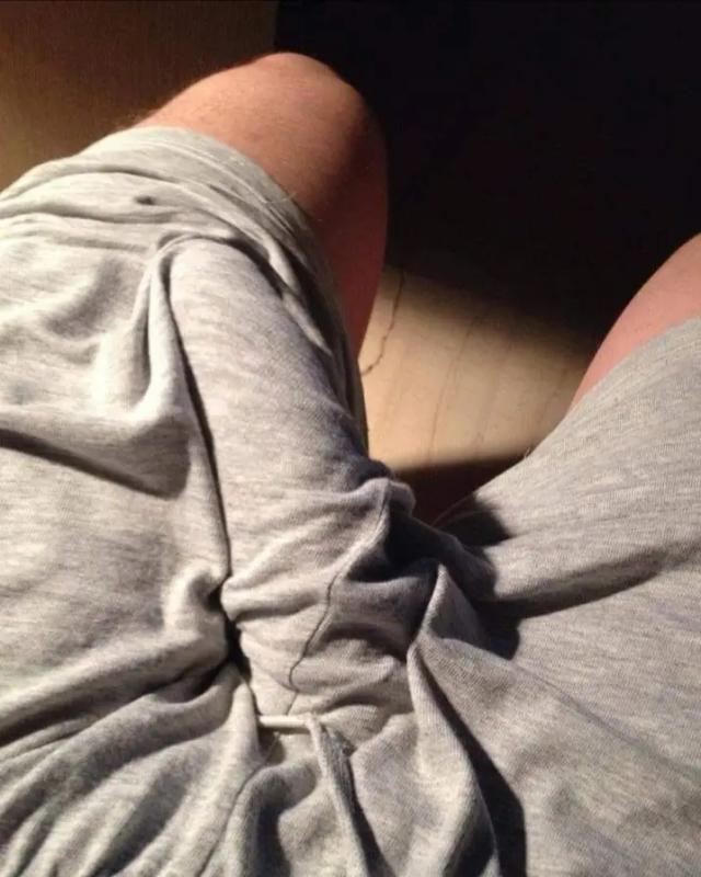 Greekhuge