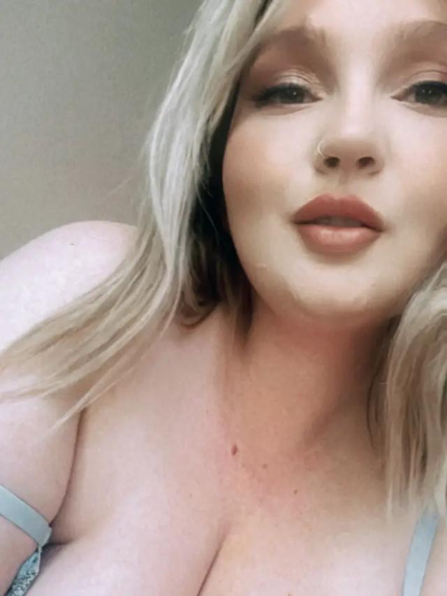 Ellie Rose 🌹