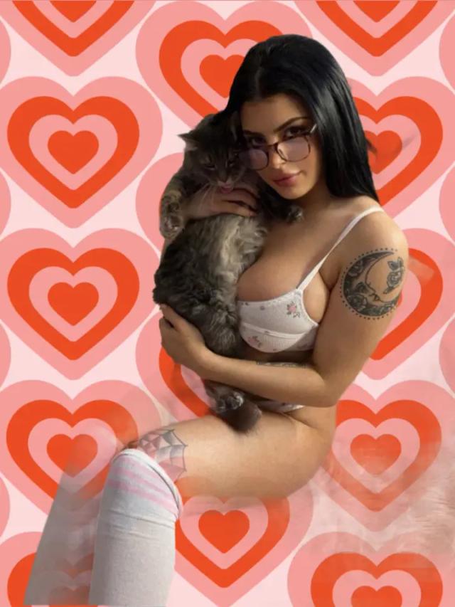Angie Mia Love🍒