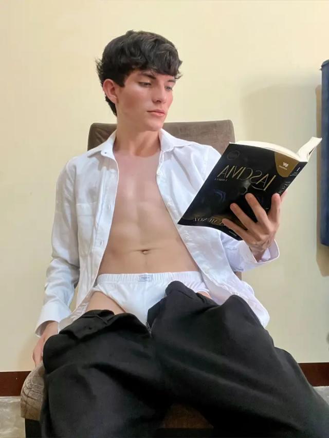 Alex G.T