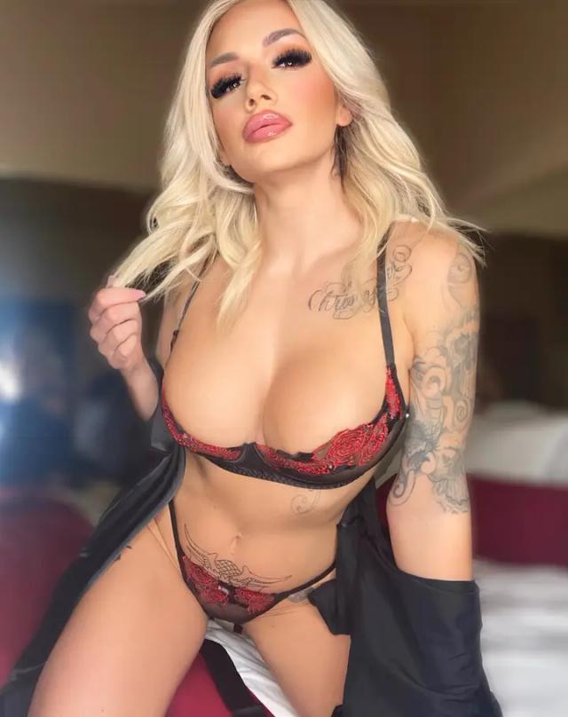 Blaire Oxlonge