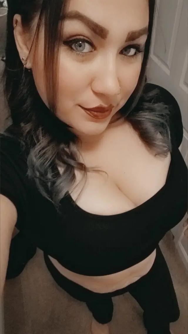 EyeCandy77