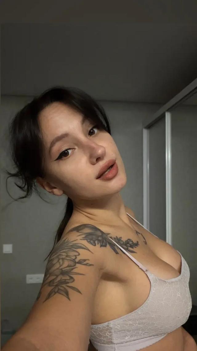 Jennifer💜PRETTY GIRL🤍