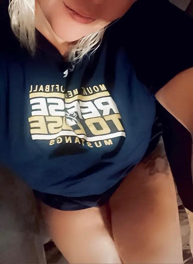 Hooters