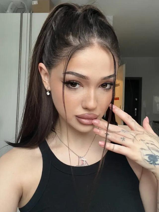 𝔼𝕝𝕤𝕚𝕖 🔥
