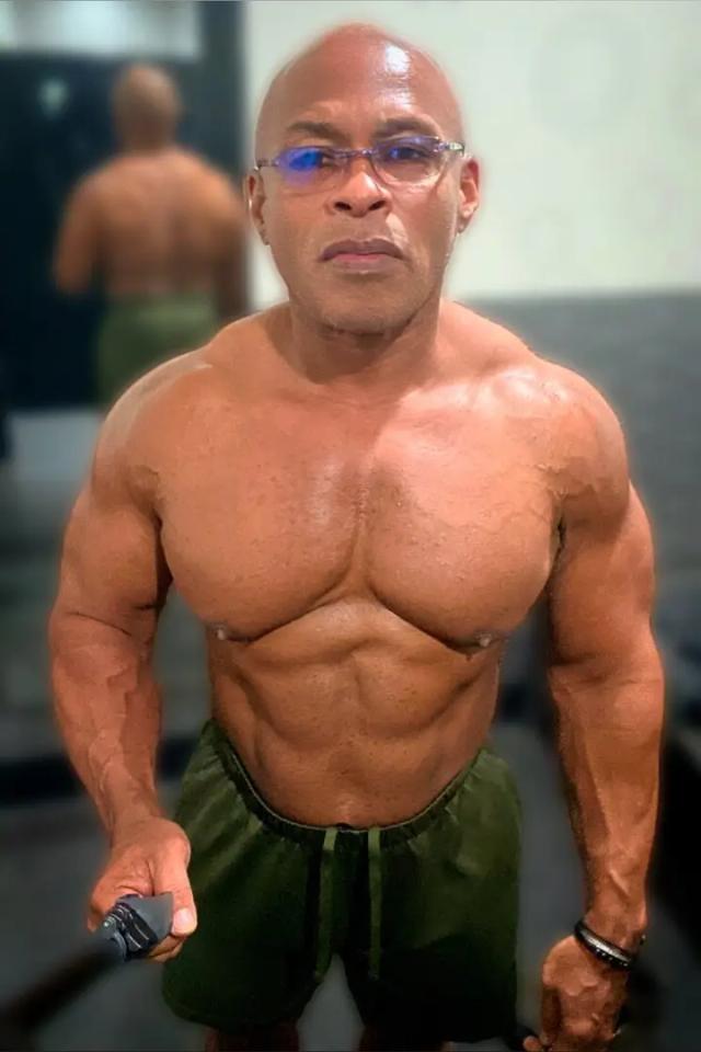 Buffquads Baker