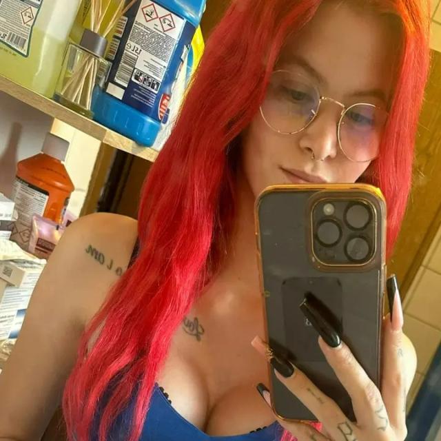 Bekki_red