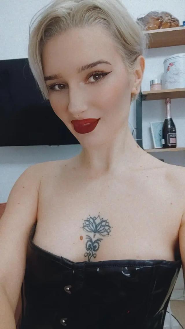 ♡Grace Dominatrix♡