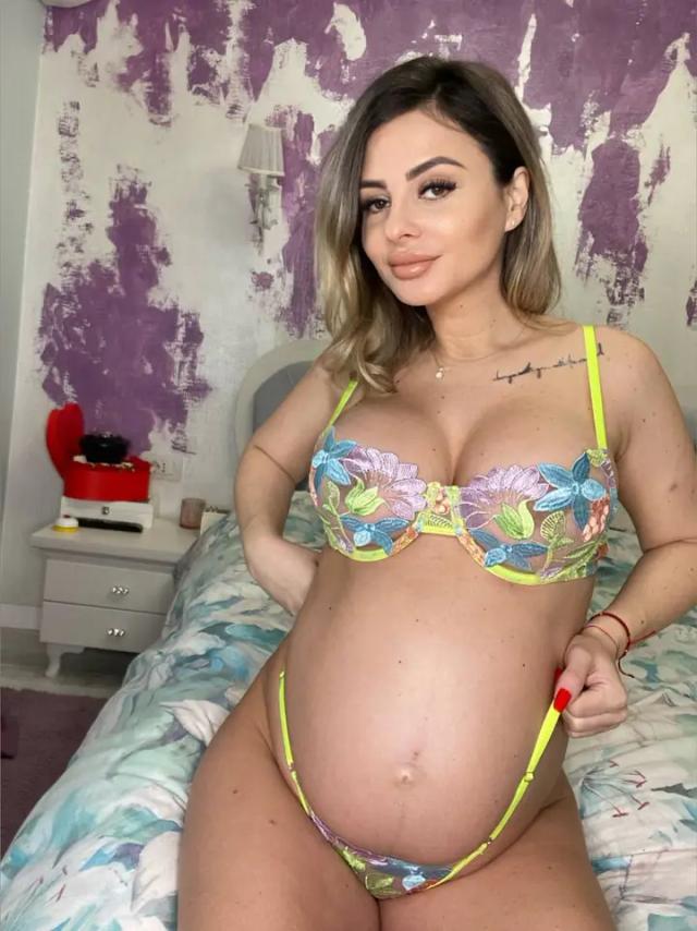 🤰🏼Pregnant Sophie Lovelight ❤️⚡
