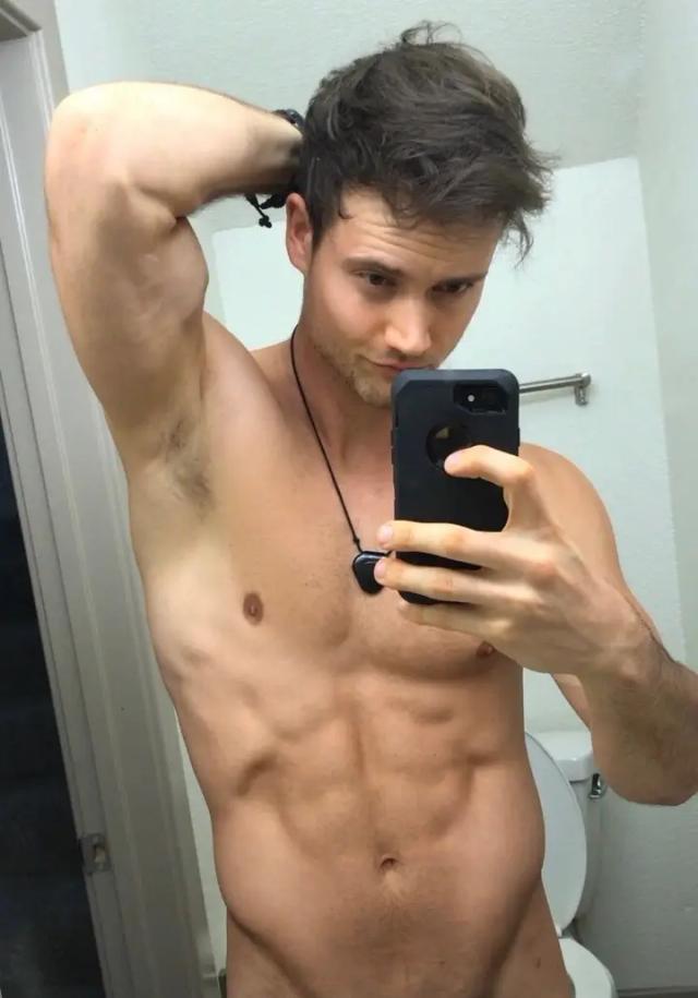 Connor Murphfree