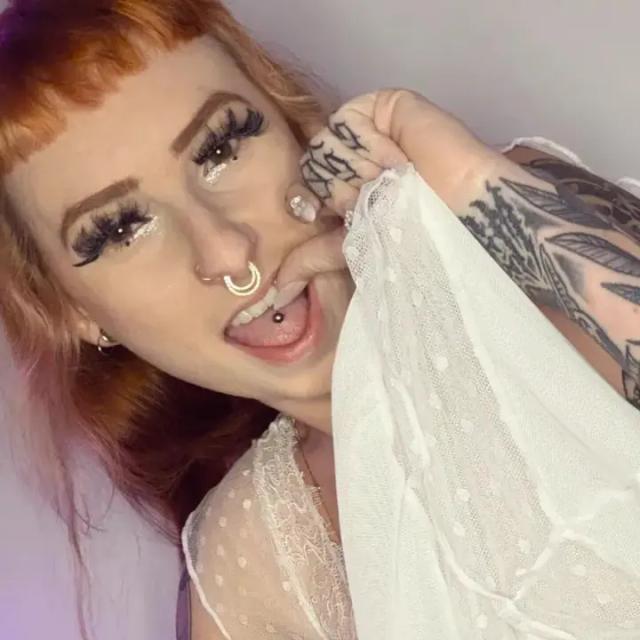 ℙ𝕥𝕚𝕥𝕖 𝕀𝕟𝕜𝕖𝕕 💋