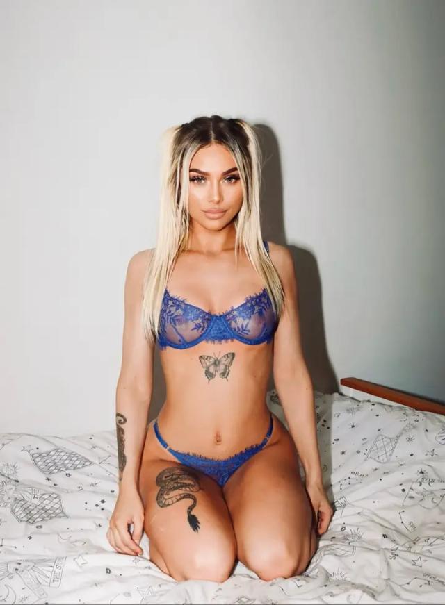 Issy👅😈💦💕😻🍆