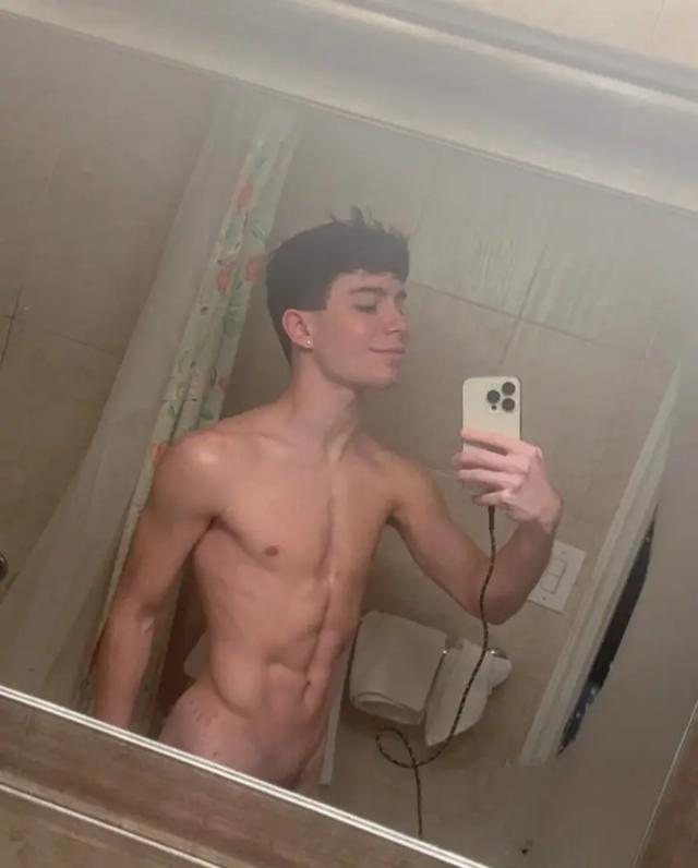 HaydenBrooksXXX