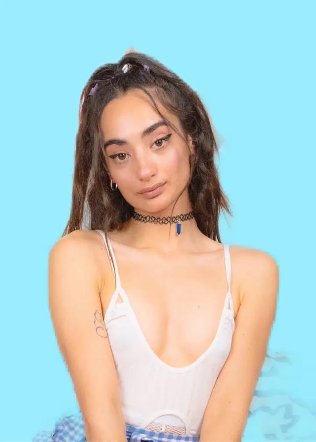 Petite Nikky🎀