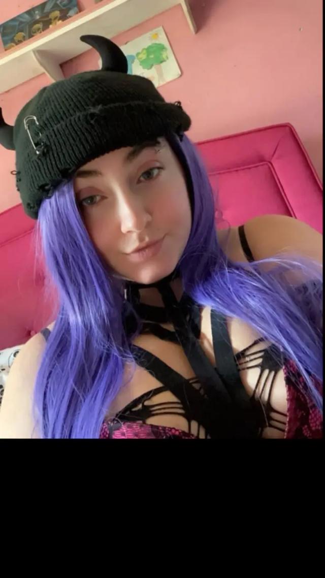 Jade monnei