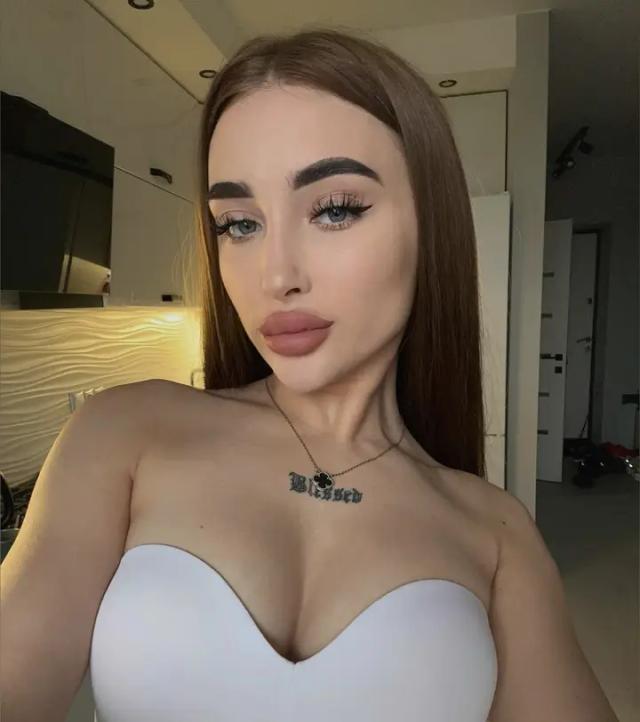 Kira😈💋