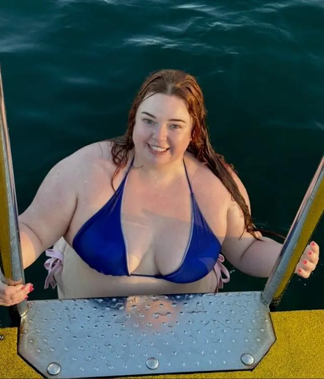 chubbybellyredhead 💗