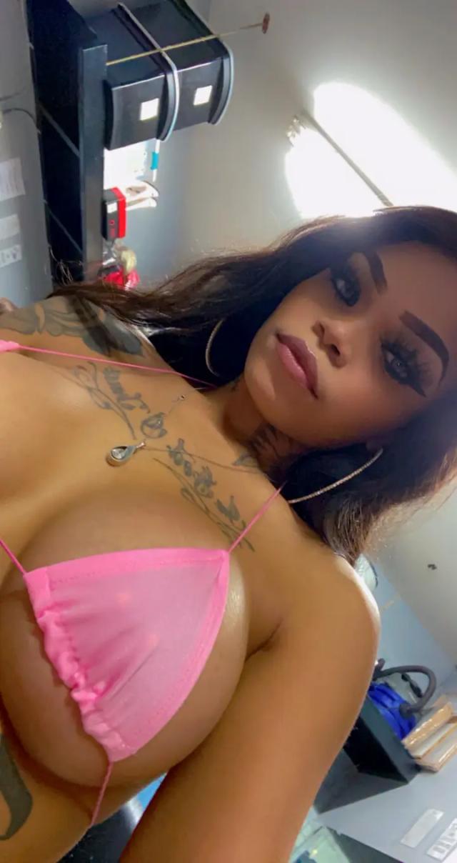 Slimm Domme 🦋