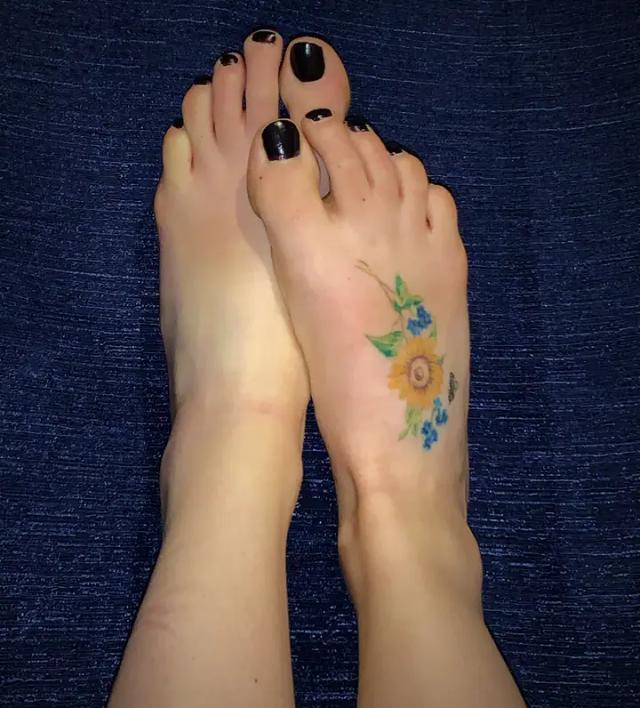 Feetures