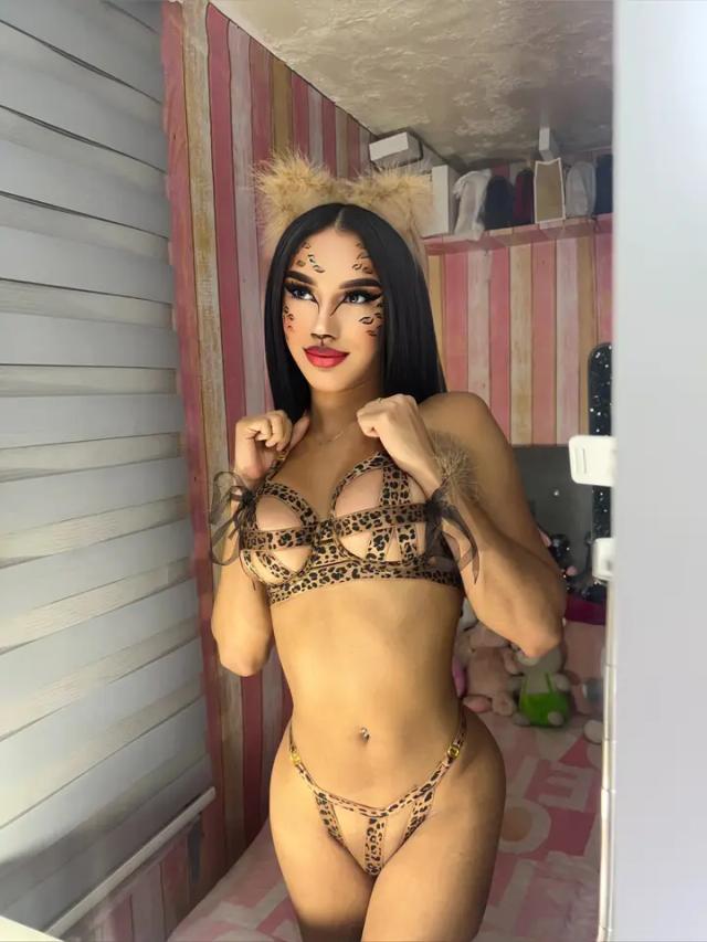 Leyva Renata