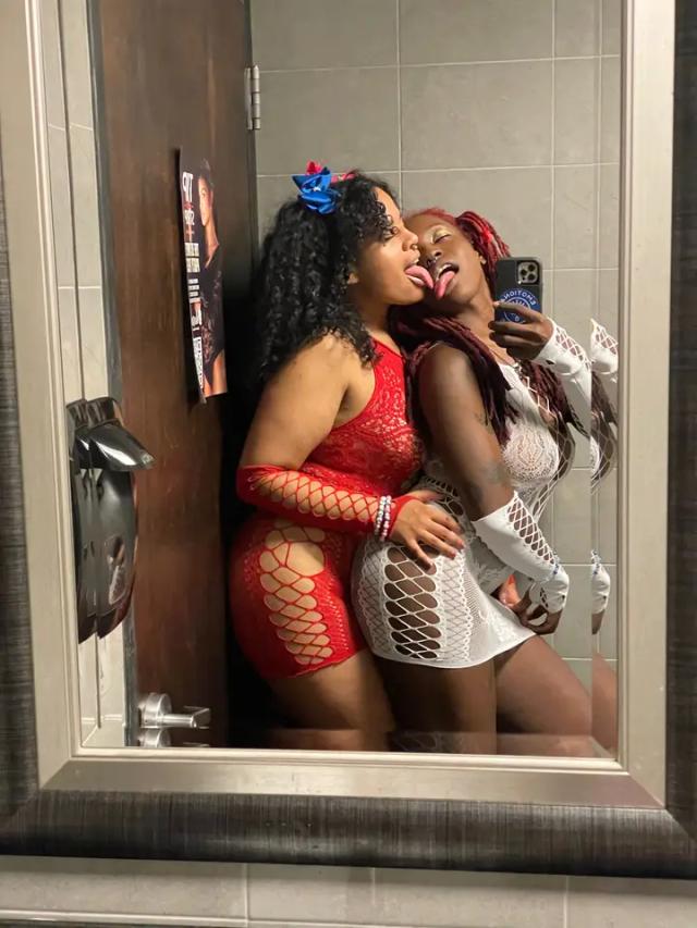 Pisces &amp; Classy Steph *NO PPV*