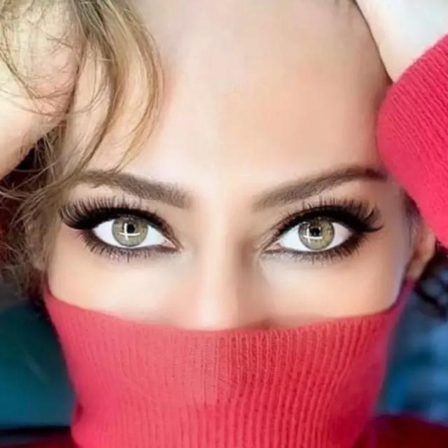 Lena 🫦