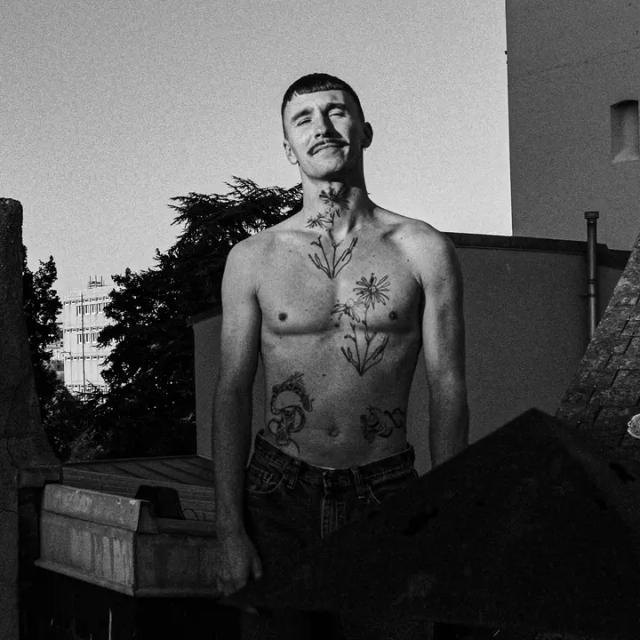 Léo Blue