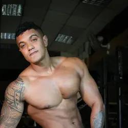 G C