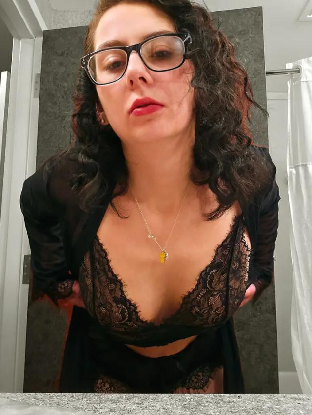MissKittiey