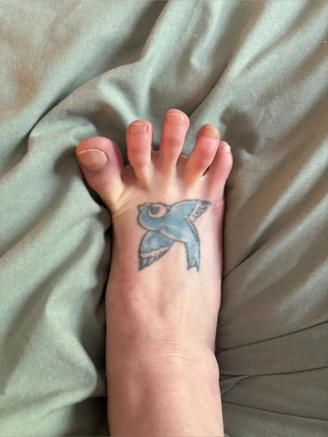 Disabled ,tattooed feet