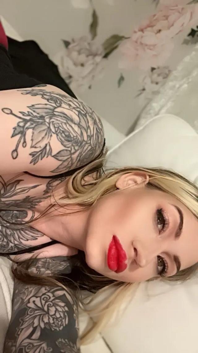 Lotuslips93