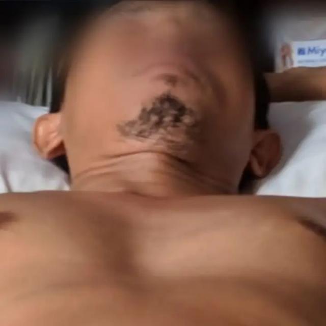 MR. LUBANG BELAKANG
