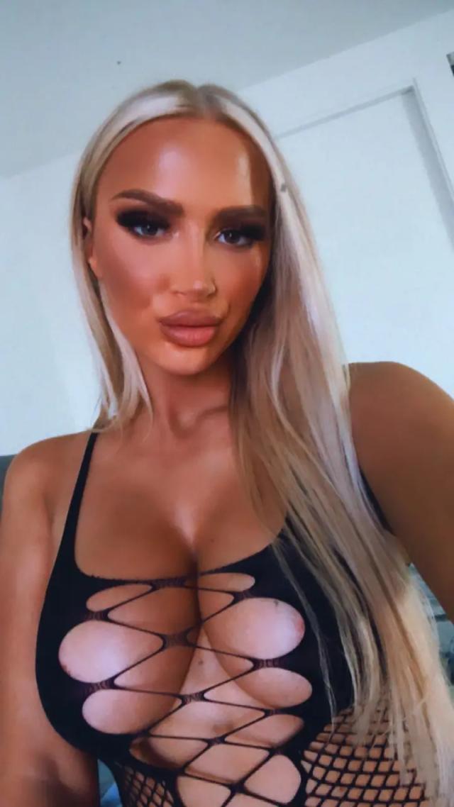 Blondedollll